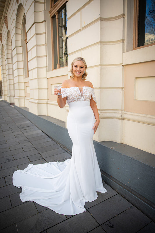Off the Peg vs. Made to Order: Finding Your Dream Wedding Dress with J'Taime Brides of Swansea